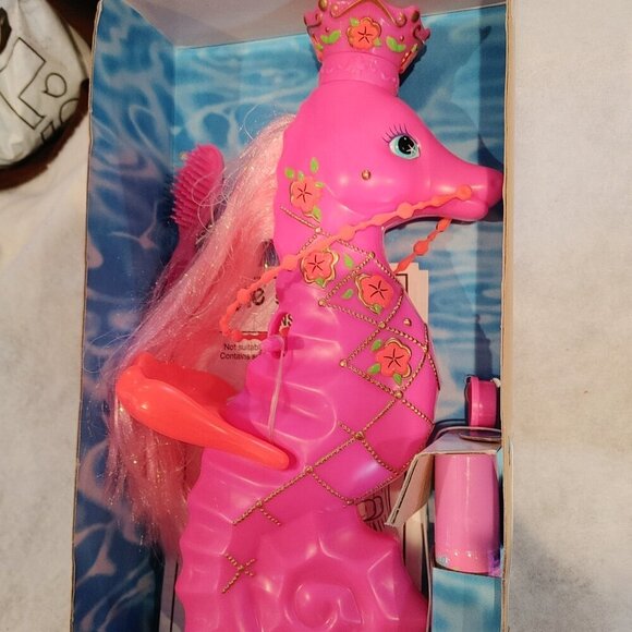 Mattel Barbie Tropical Splash Sea Horse Bathtime Foam Doll (1994) - Picture 3 of 6